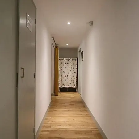 Apartment Les Volcans - Guillaume Lacoste